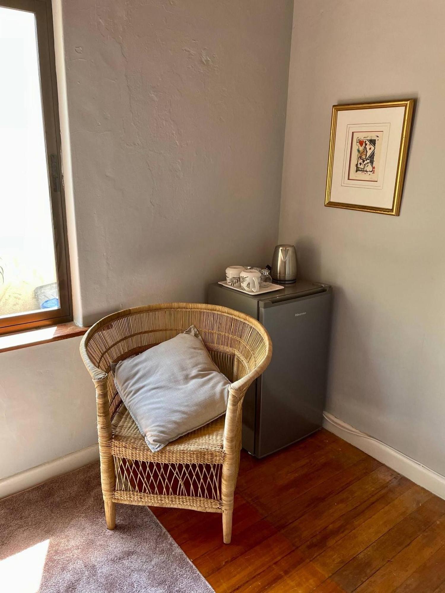 In Guest - Living In Camps Bay Summer Cape Town