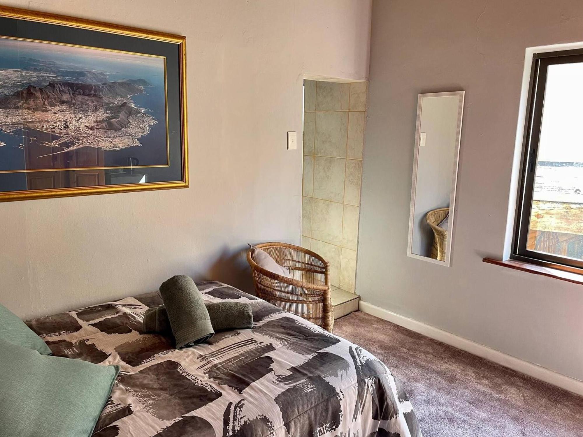 Guest house In Guest - Living In Camps Bay Summer